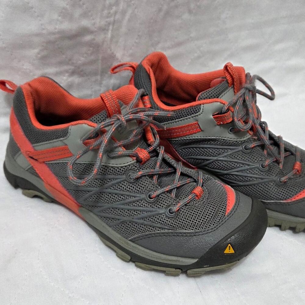 Keen Hiking uner ankle lace up shoes womans size 8